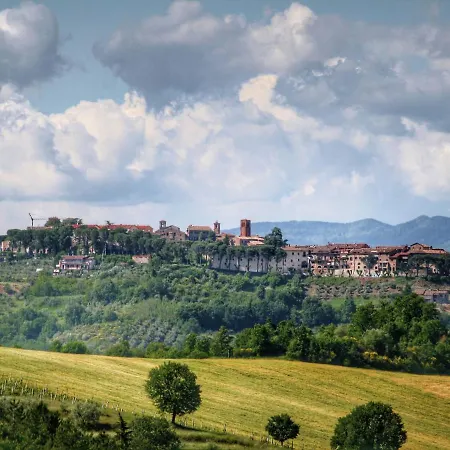 Rustic Farmhouse With Fishing Lake Beautiful View Peace Quiet And Nature Monte Santa Maria Tiberina